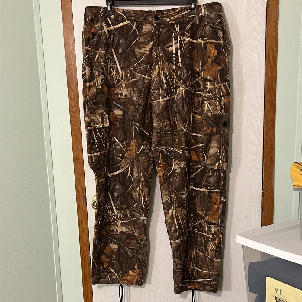 American Tradition Men's Camouflage Cargo Pants With Adjustable Waist Size 46